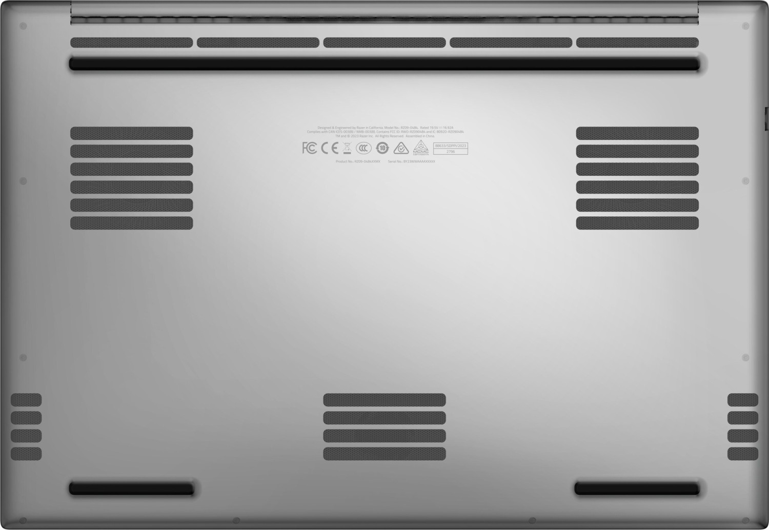 Купить Ноутбук Razer Blade 18 (RZ09-0484UEM4-R3U1) - ITMag