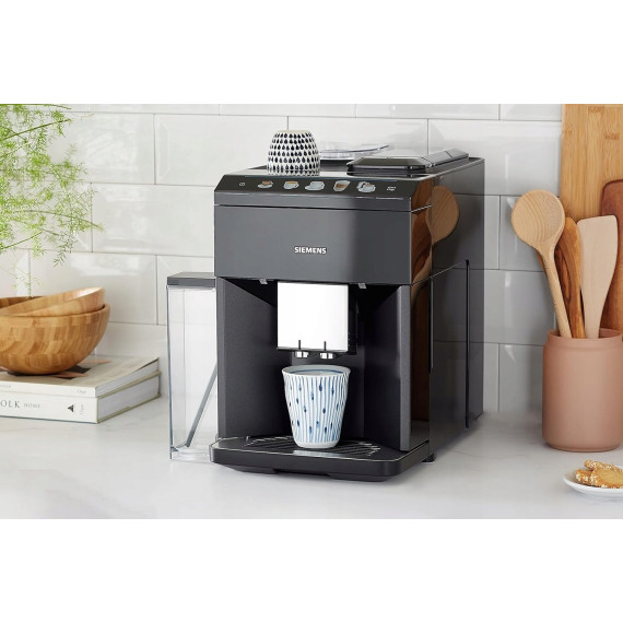 Кофемашина автоматическая Siemens EQ.500 integral black TQ505R09