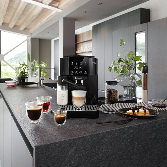 Кавомашина автоматична Delonghi Magnifica Start ECAM 220.60.B