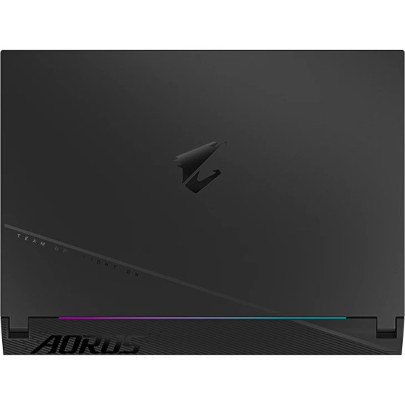 GIGABYTE 15 (9KF-E3UK383SH)