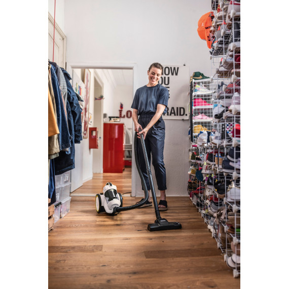 Пилосос безмішковий Karcher VC 3 Plus (1.198-060.0)