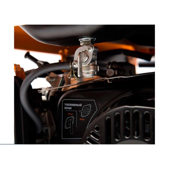 Бензиновый генератор DAEWOO GDA 7500E