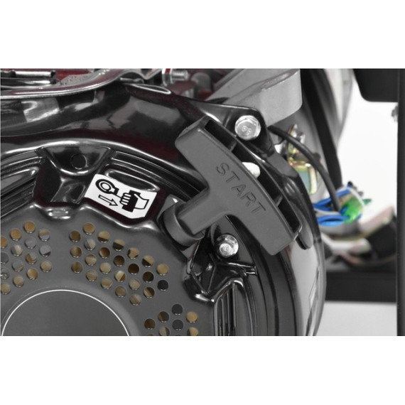 Бензиновый генератор Hecht GG 3300