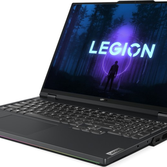 Lenovo Legion Pro 7 16IRX8H (82WQ004LRM)