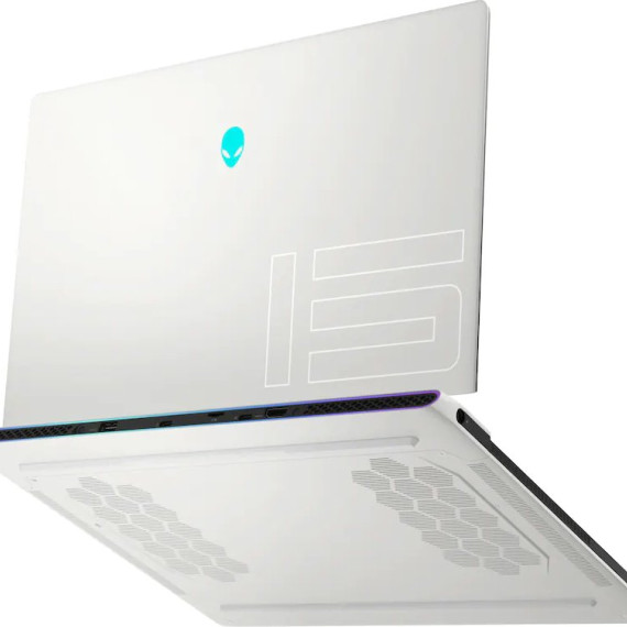 Alienware x15 R2 (B7WRHW3)