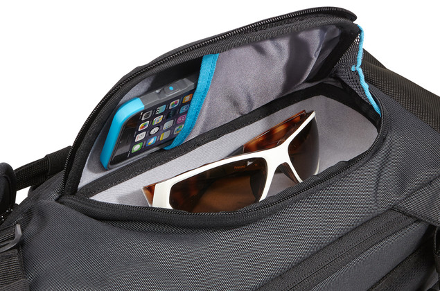 Backpack THULE Subterra Daypack for 15” MacBook Pro (Dark Shadow) - ITMag