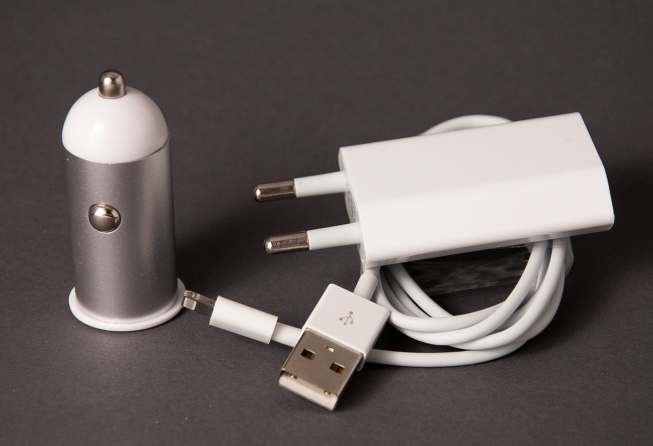 Зарядное устройство 3 в 1 с кабелем lightning для iPhone 5/5C/5S/6/6 Plus, iPad 4, iPad mini - ITMag
